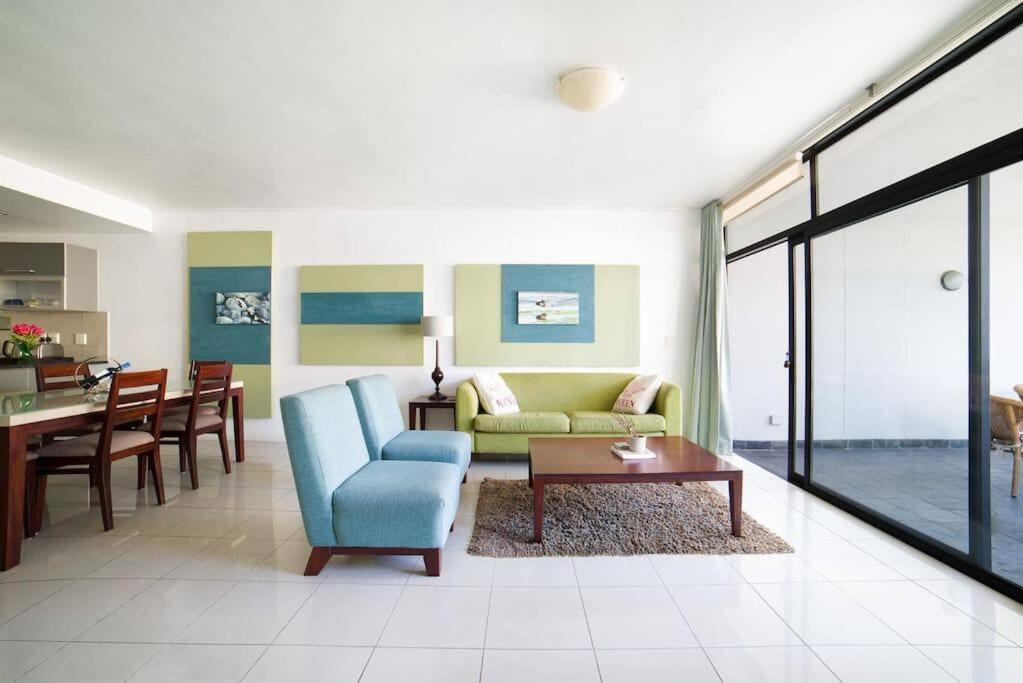 Apartment Center 3bed Spacious Secure *